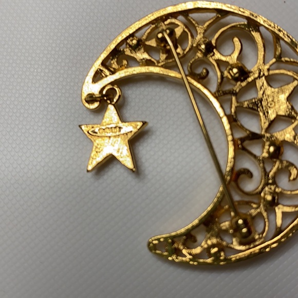 Avon Moon with Star Brooch - Picture 3 of 3